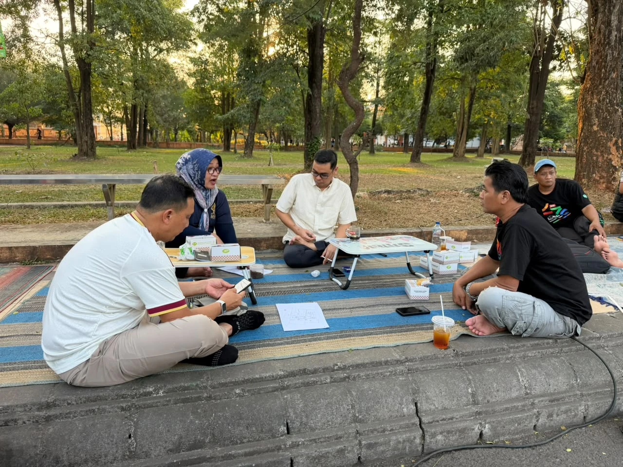 Gambar tambahan